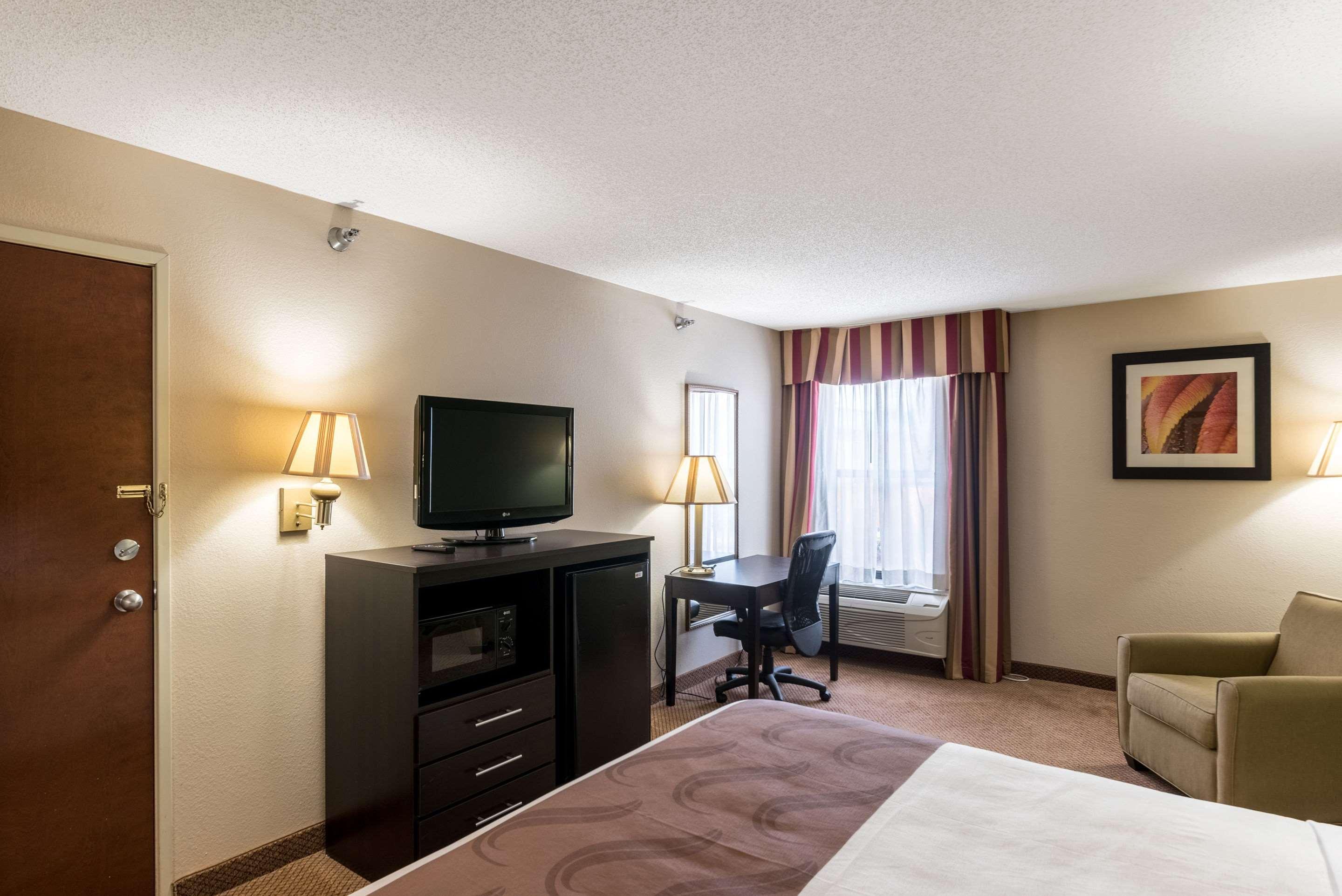 Quality Inn & Suites Clemmons I-40 Exterior foto