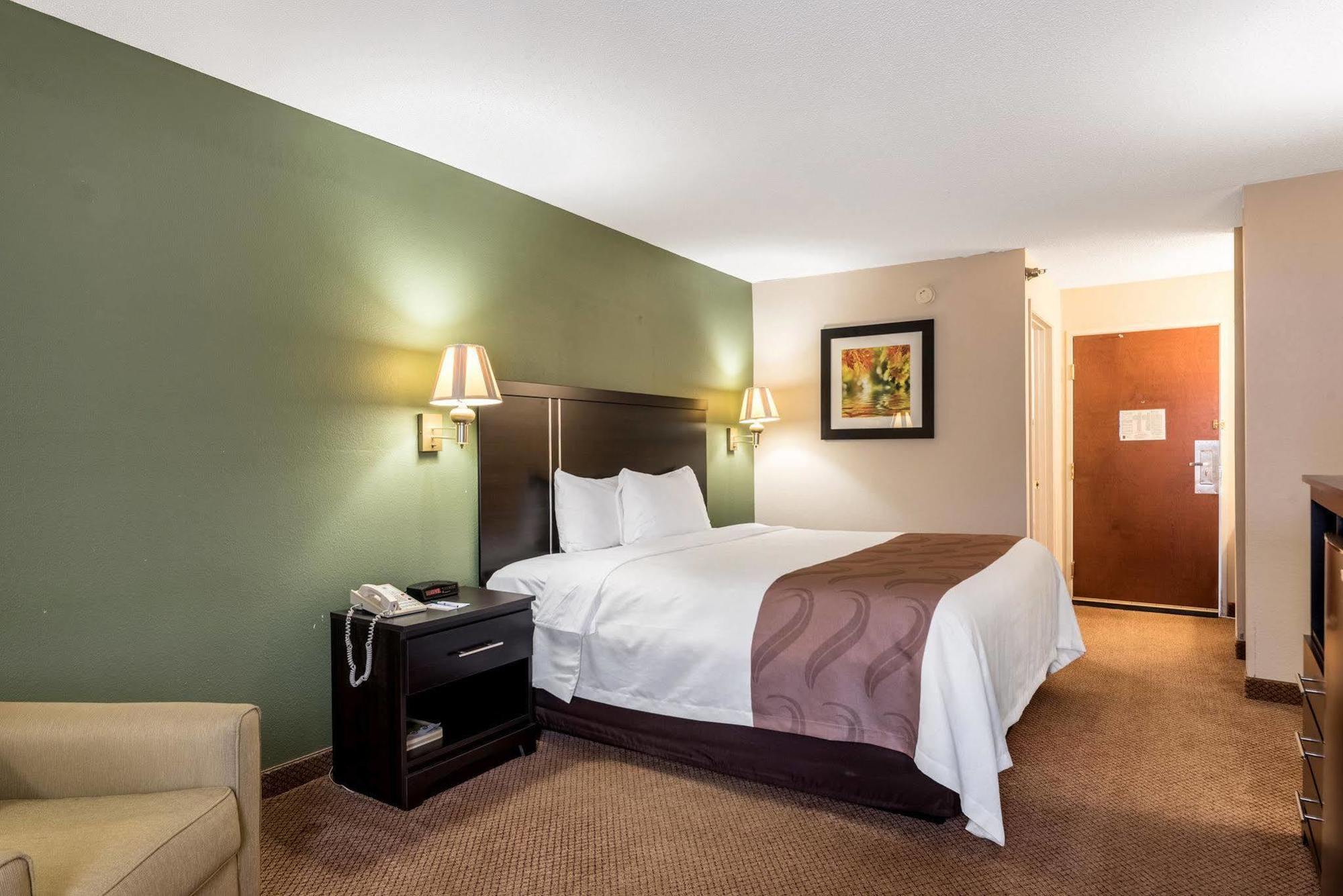 Quality Inn & Suites Clemmons I-40 Exterior foto